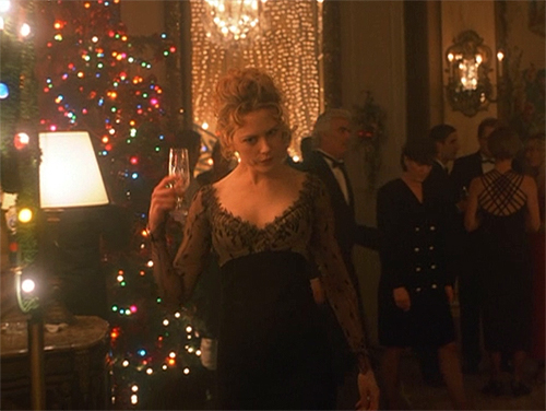 eyes wide shut alice drinking