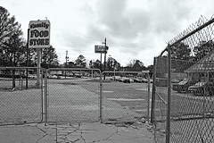 Convergence of Parking Lots