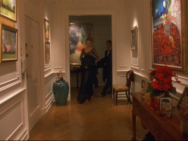 Eyes Wide Shut - Entering the Foyer