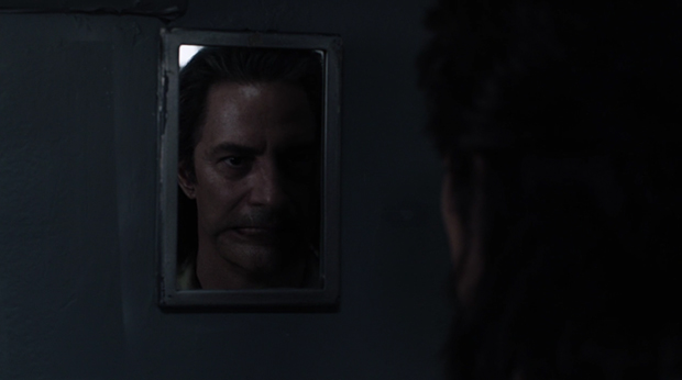 Bob and Cooper's Doppelganger in the mirror at Yankton