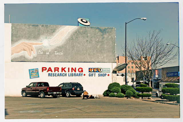 Roswell, New Mexico - Be in(g) Touch